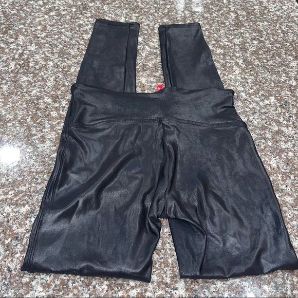 Spanx Leggings Bundle - Picture 3 of 15